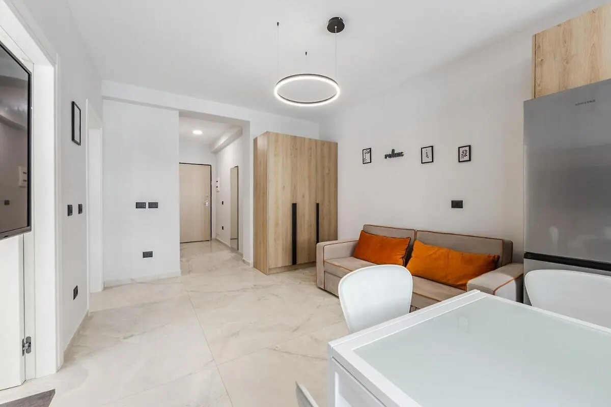Relax Seafront Apartment By Ps Golem
