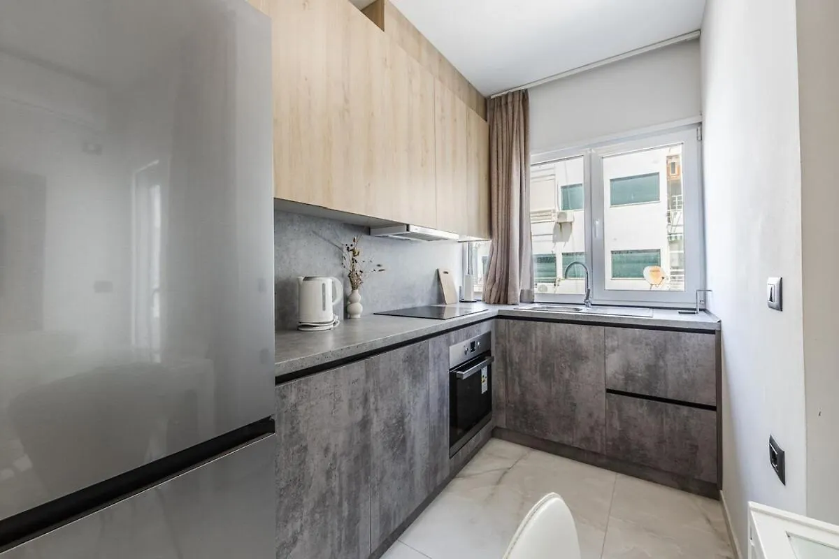 Relax Seafront Apartment By Ps Golem  0*, Golem (Tirana)